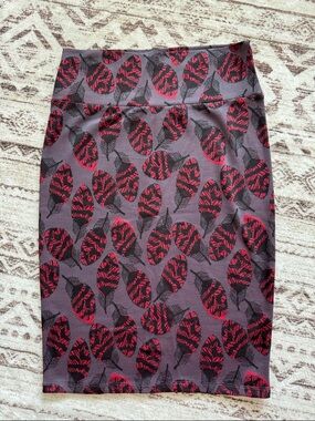 LuLaRoe Gray Pencil Skirt with Red and Black Leaf Print